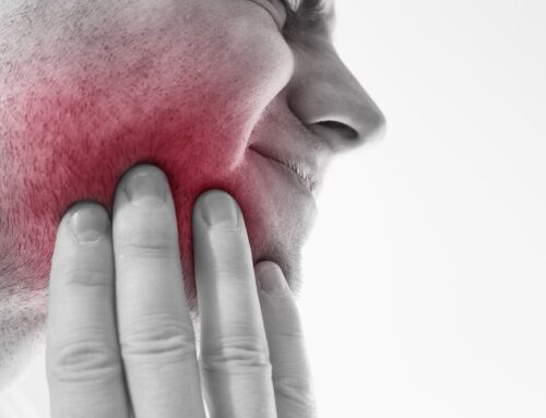 5 Causes of Tooth Pain When Biting Down or Touching Teeth